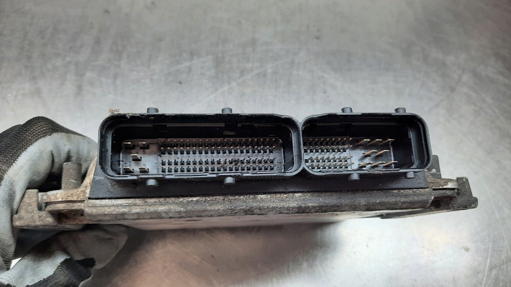 фото №3, Бортовой компьютер двигателя renault kangoo i 1.9d 01r 8200118522