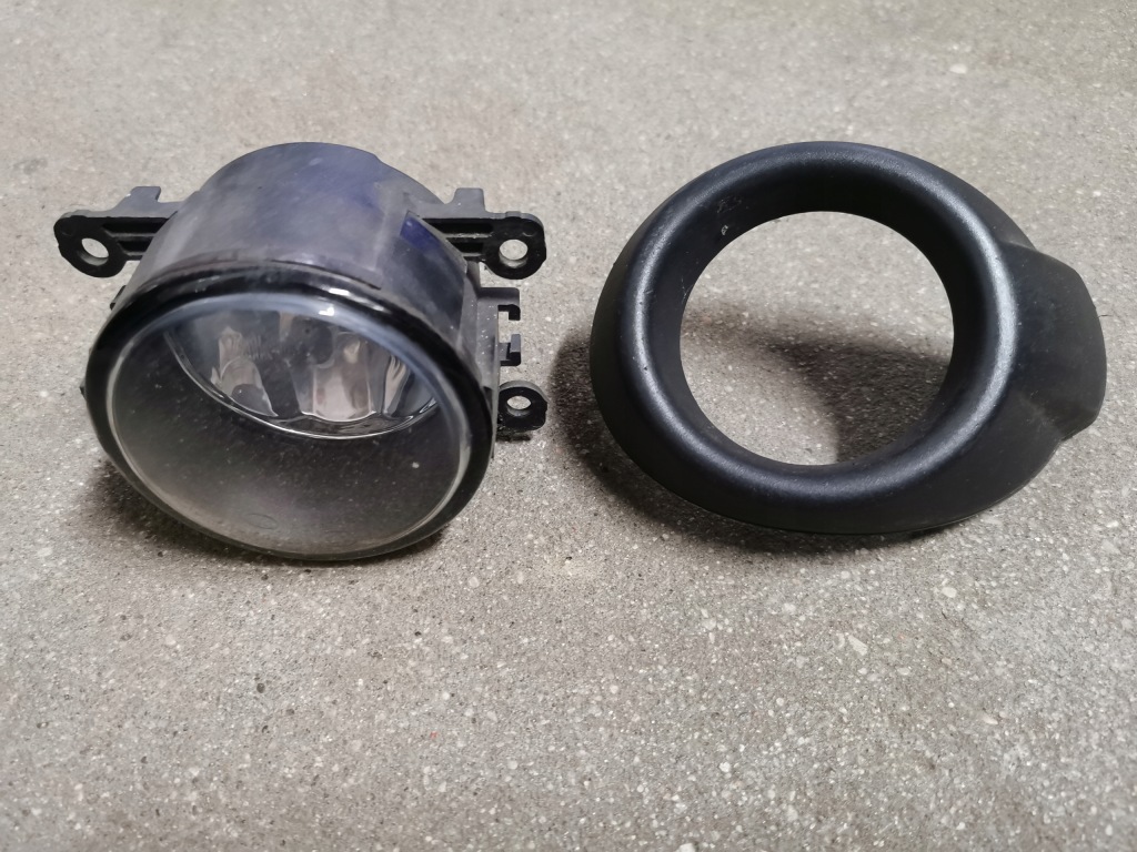 фото №1, Решётка противотуманной фары левая ford focus mk3