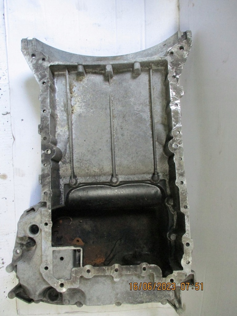 фото №1, Піддон масляна mercedes r6420140202