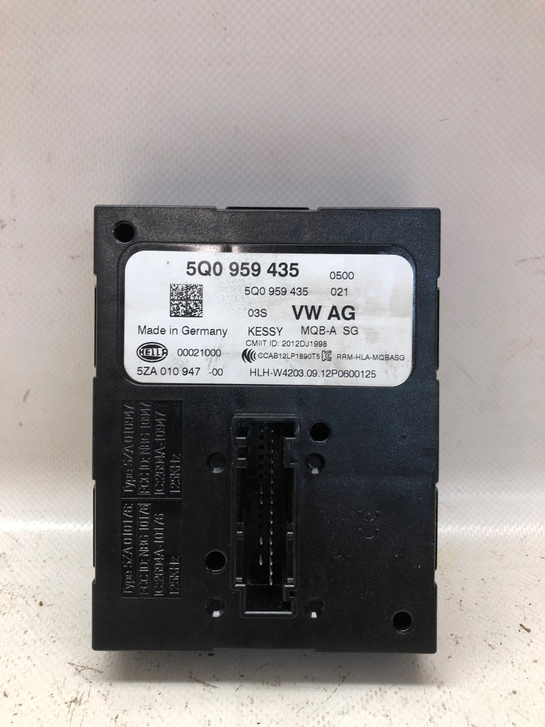 фото №1, S3 a3 8v golf vii модуль блок управления kessy 5q0959435