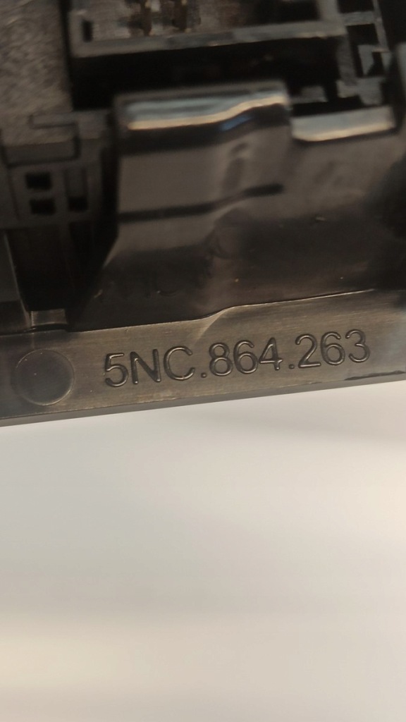 фото №7, Vw tiguan ii рамка чохол важеля перемикання передач передач 5nc864263