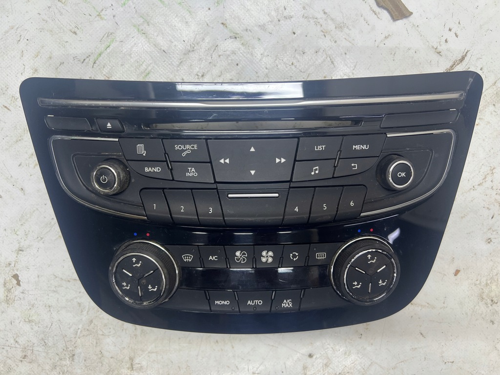фото №1, Peugeot 508 панель радио кондиционера