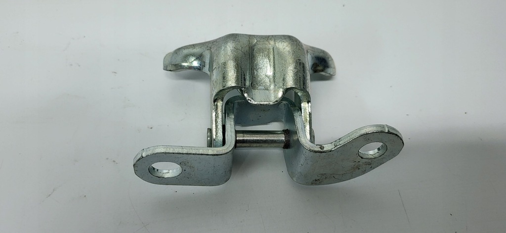 фото №12, Auris yaris ii verso c-hr петля двері правий задня góra верхній 68750-0h010