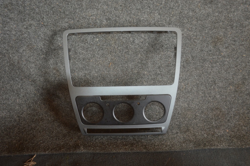 фото №1, Skoda octavia ii fl рамка радио