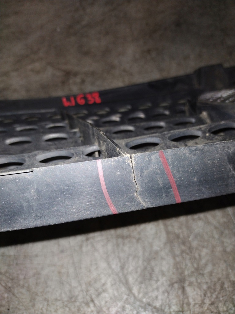 фото №12, Решётка радиатора решётка радиатора a6398800185 mercedes viano w639