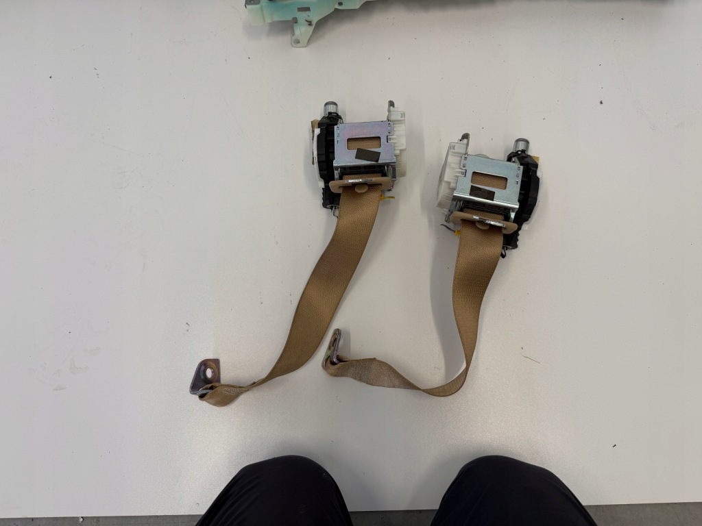 Купить Ремень правый левый задний  mercedes cl w216 2168600985 2168601085 przed liftem