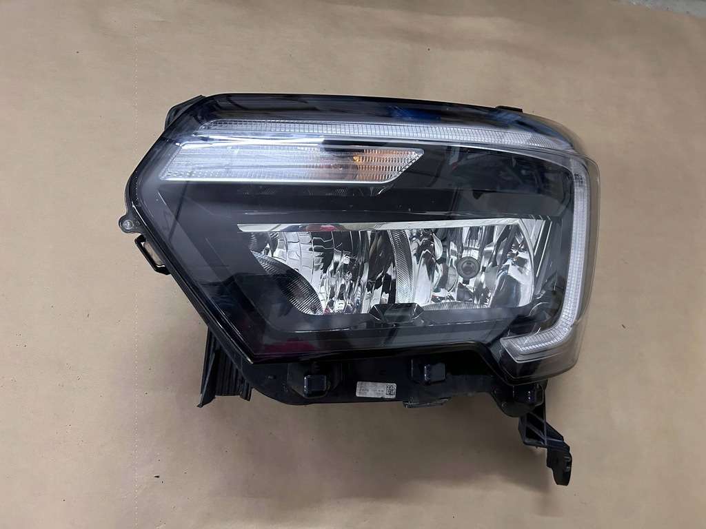 фото №1, Лампа фара левый перед передний 260607867r renault master iv