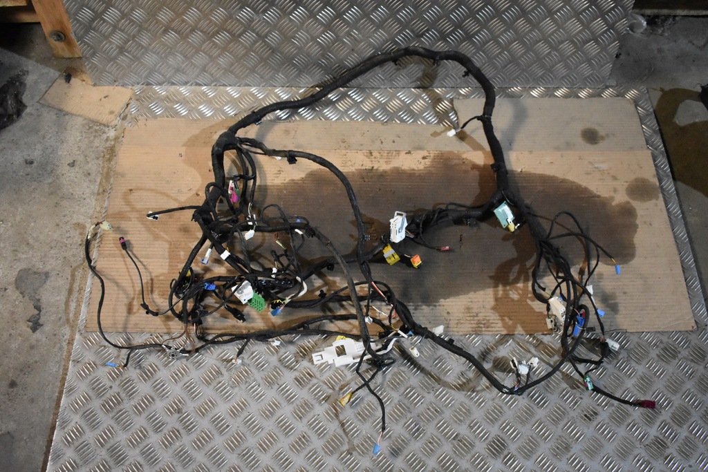 фото №1, Idealna электропроводка консоли проекционный дисплей mercedes w223 1