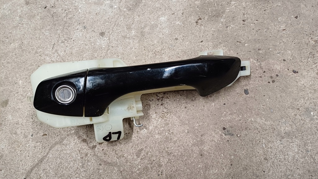 фото №1, Kia stonic ручка дверь левая передняя europa