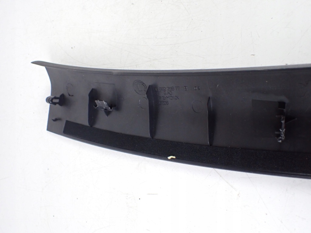 Захист верхній кришки багажника citroen ds5 hybrid європа 9688229877 Недорого