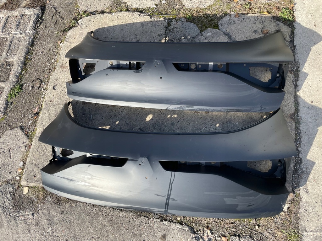 фото №1, Renault megane iv hb накладка кришки задня