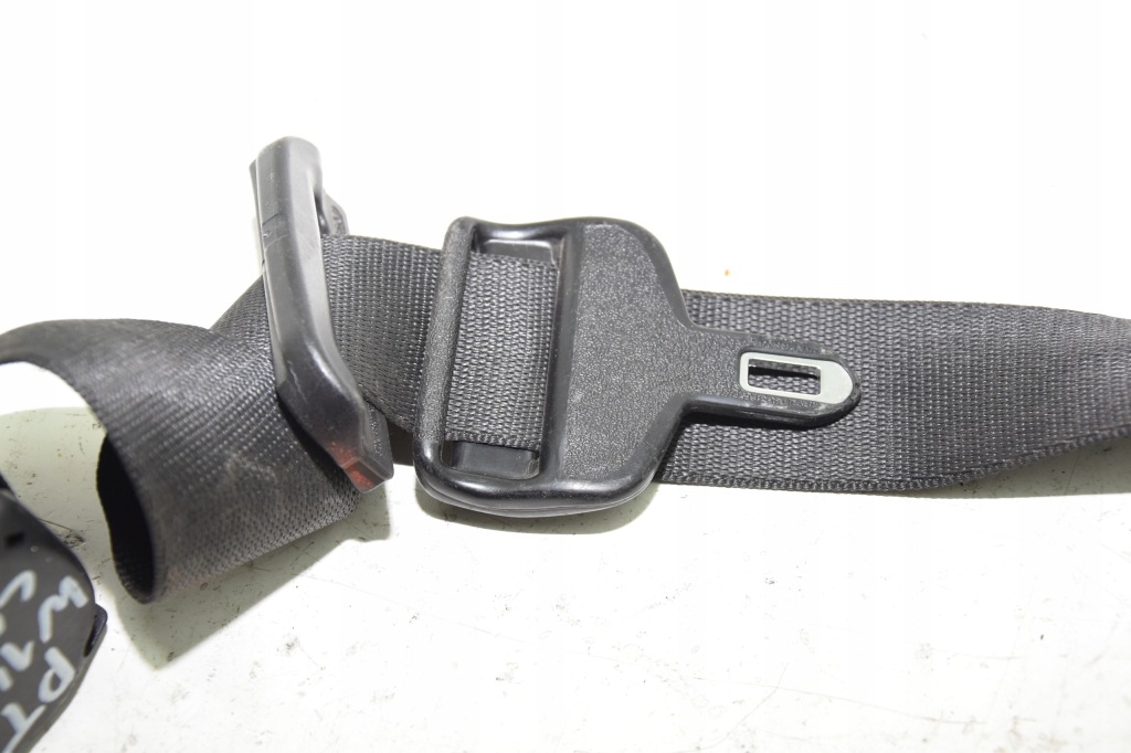 Ремень безопасности правый задний  mercedes w140 cl купе Оригинал