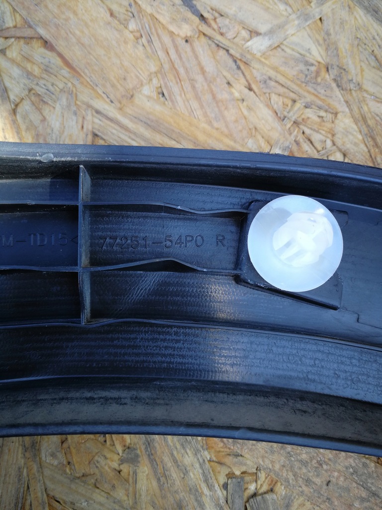 фото №9, Suzuki vitara iii 3 молдинг накладка правый задняя