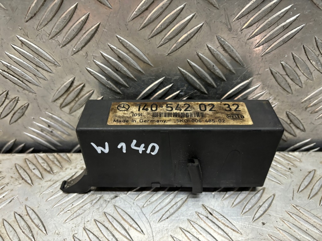 Купить Mercedes s w140 блок управления модуль света 1405420232