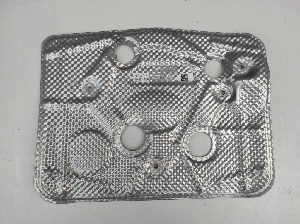 фото №1, Кронштейн вихлоп глушника porsche carrera 911 992