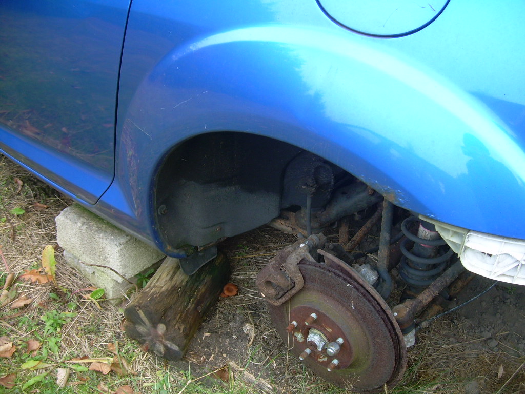 фото №1, Mazda rx8 rx-8 крыло левый четверть задняя левая