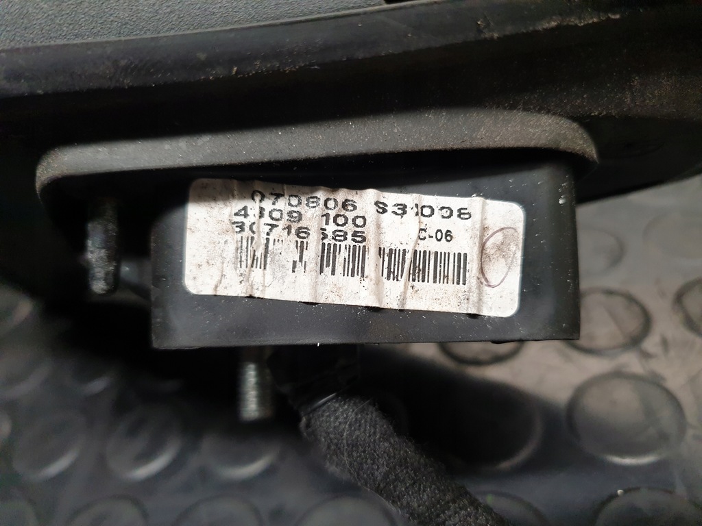 фото №11, Volvo s60 i v70 ii зеркало правое 8 pin lift nr оригинальный номер 30716585