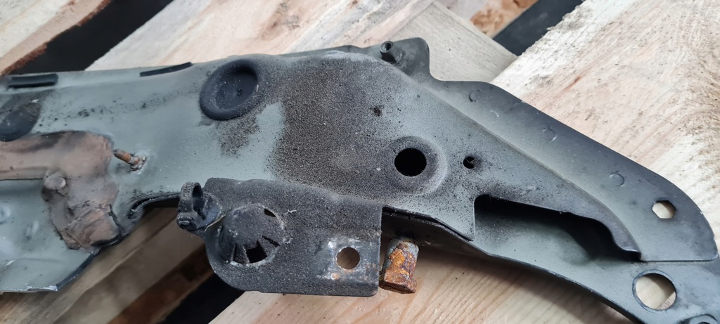 фото №11, S7 4g a7 носик крила правий лонжерон права lx7u a6 c7 4g s6