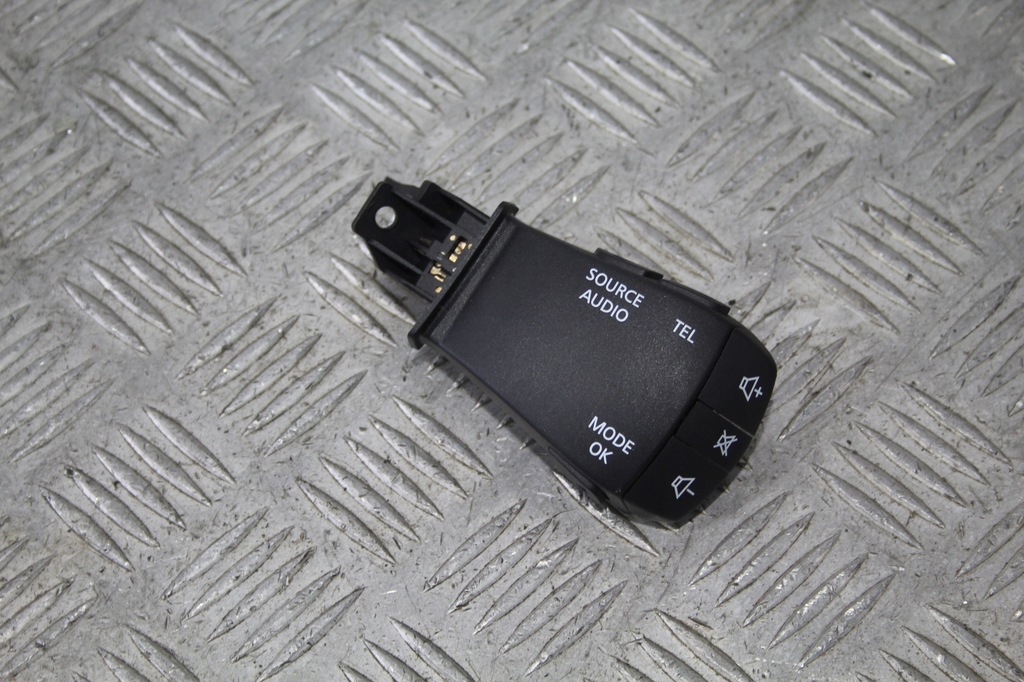 фото №1, Важіль керування радіо espace v 5 initiale 255520229r