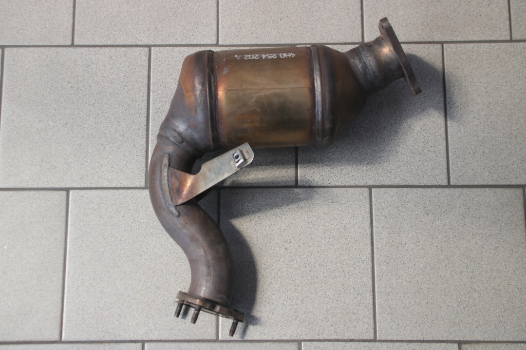 фото №1, Audi a8 d4 3,0 tfsi катализатор левый 4h0254202a