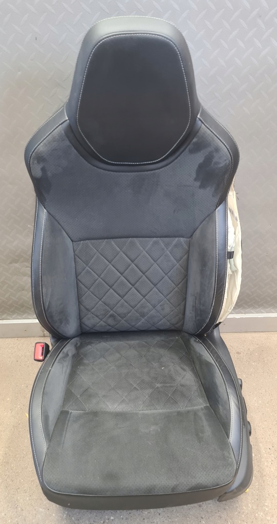 фото №6, Сидіння заднє сидіння шкіра шкіряний підігрів superb iii kombi sportline alcantara