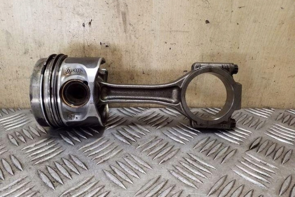 фото №7, Поршень vw tiguan 5n_ 081187 2.0l дизель 125kw 2008