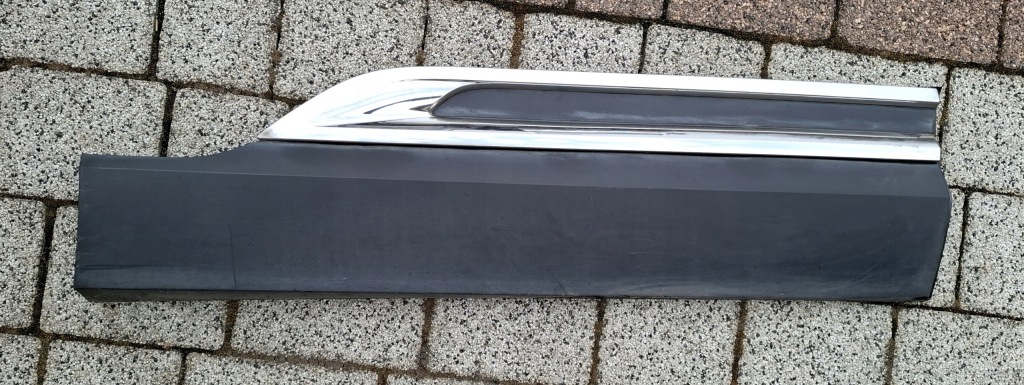 Купить Молдинг дверь задний  правая renault espace v 2014-2017 828761828r