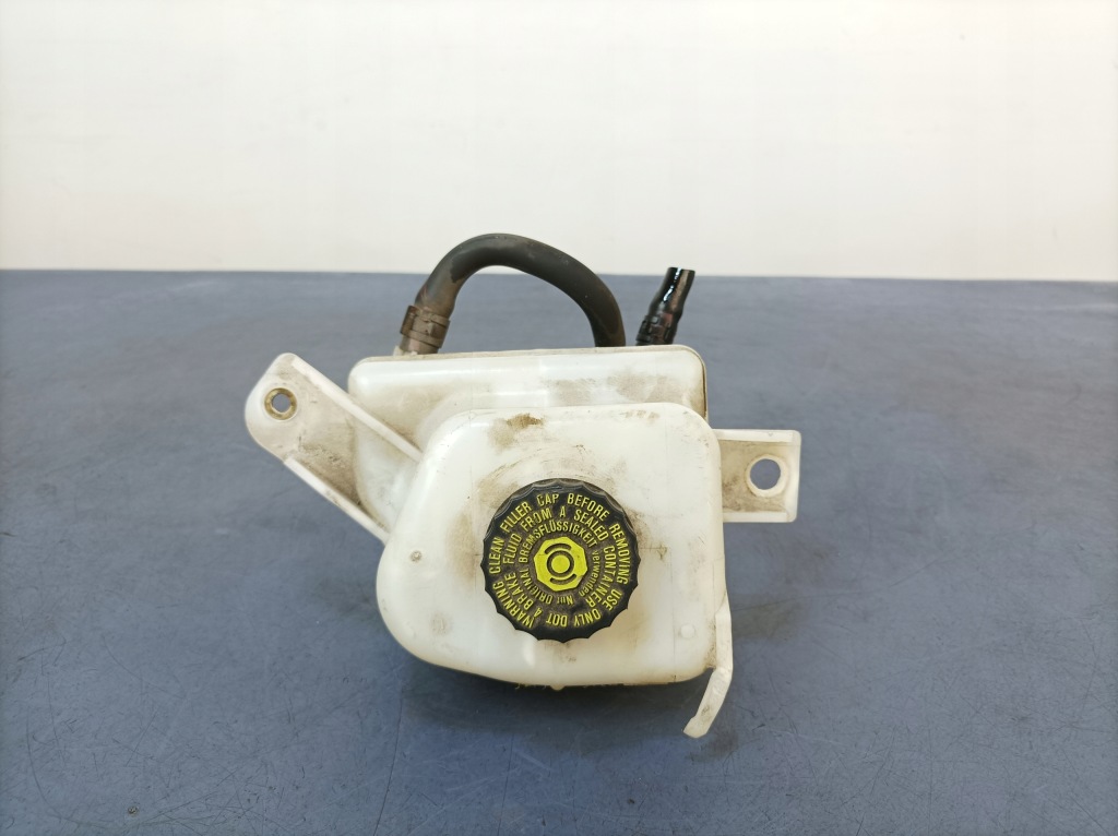 фото №1, Toyota yaris iii бачок жидкость тормозной