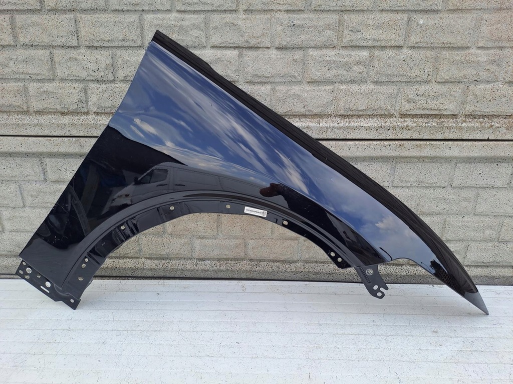 фото №1, Ford mustang mach 2020- крыло передний правый оригинал