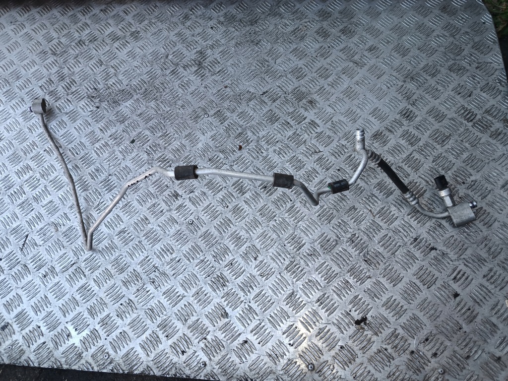 фото №1, Шланг кондиціонера vw golf vi 1.4 1k0820741at