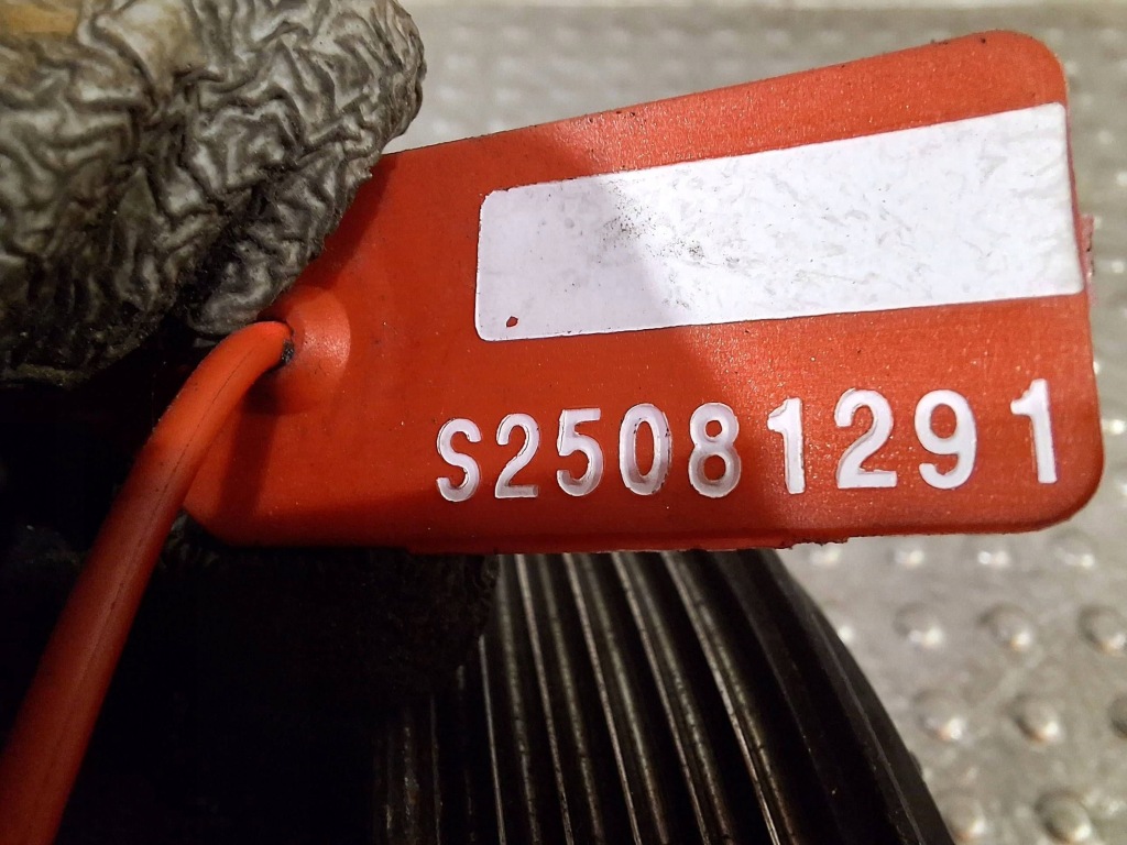 Компрессор кондиционера 9671216780 peugeot 508 1.6 thp 10- Недорого