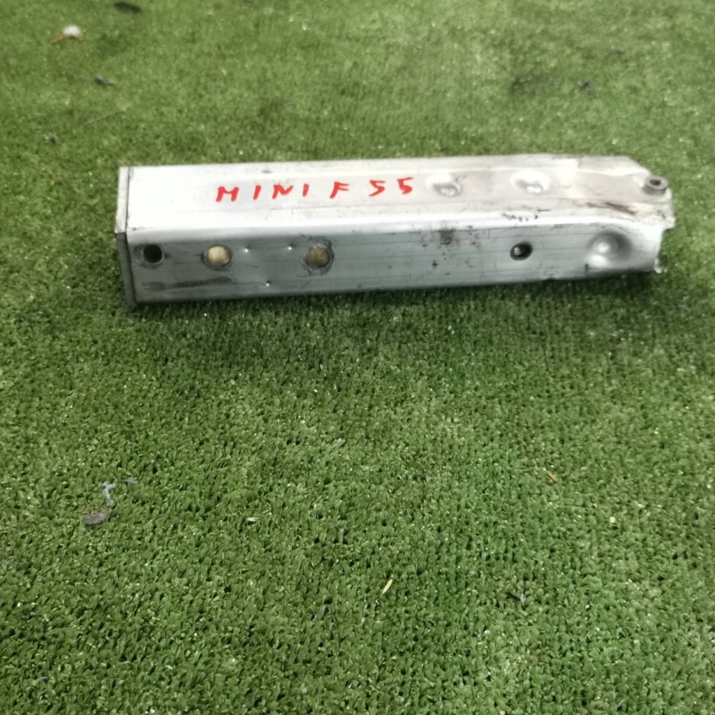 Купити Mini cooper f55 кронштейн зона деформації права 7301588