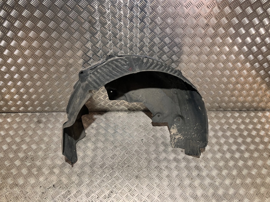 Купити Підкрилок задній праве mercedes w238 16-