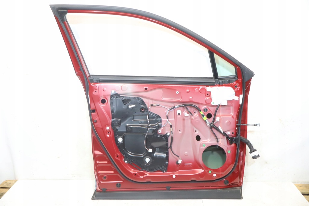 фото №2, Дверь левый перед toyota corolla cross xg10