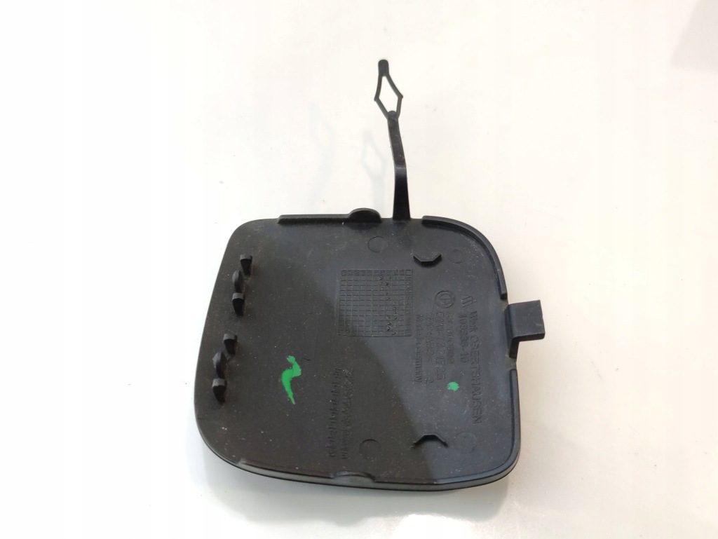 Bmw 1 f20 рестайлинг  заглушка фаркоп бампера перед 7371725 с Разборки