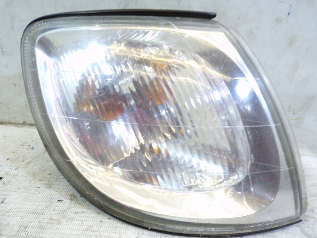 фото №1, Поворотник правый toyota previa 2 ii r3