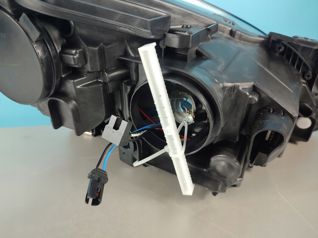 фото №12, Лампа лівий перед peugeot 5008 3008 09-13