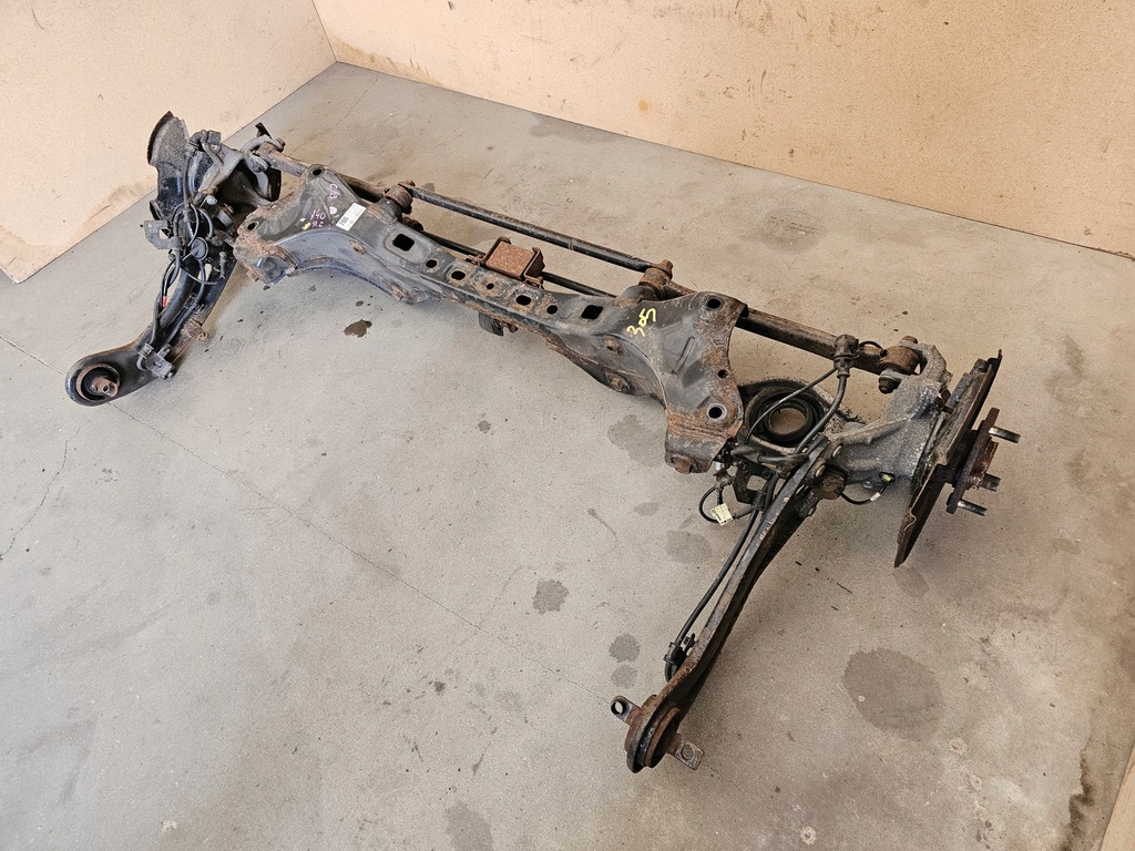 фото №9, Hyundai i40 kombi 2012- задня балка підвіска підрамник