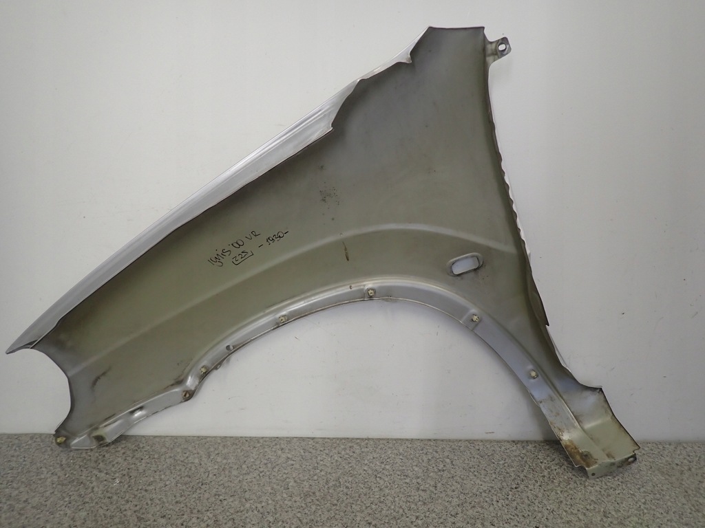 фото №11, Suzuki ignis 00-03 крила передній правий z2s
