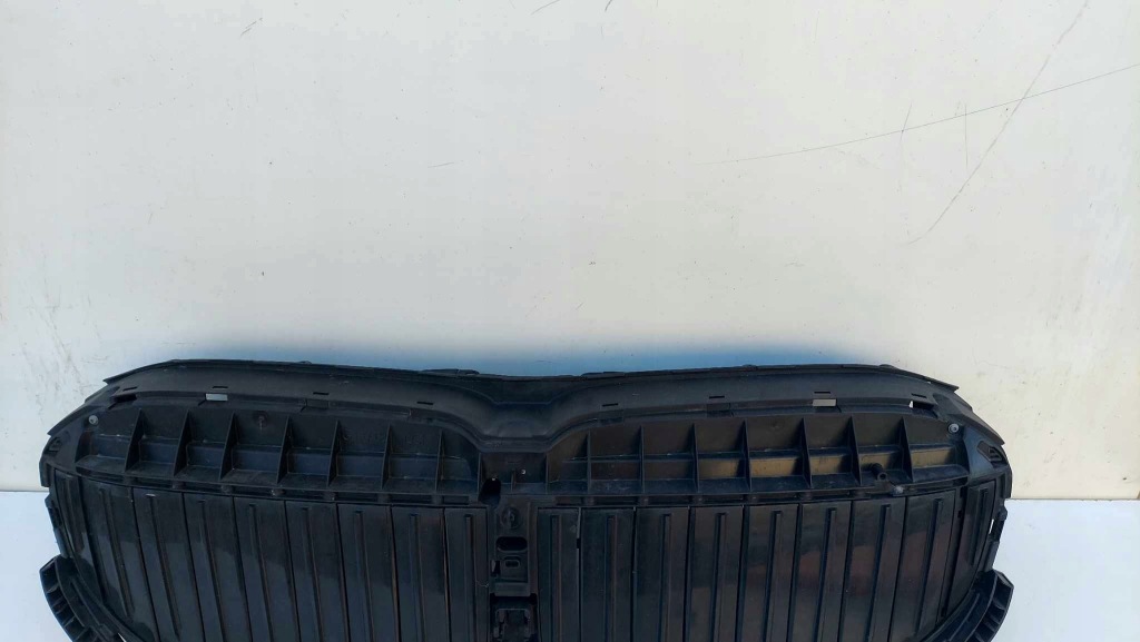 фото №8, Bmw 7 g11 g12 lci lift жалюзі pod решітка радіатора / решітки радіатора верхній 1946