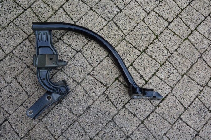 фото №7, Петля крышки задняя vw passat b8 3g5827302 3g5827301