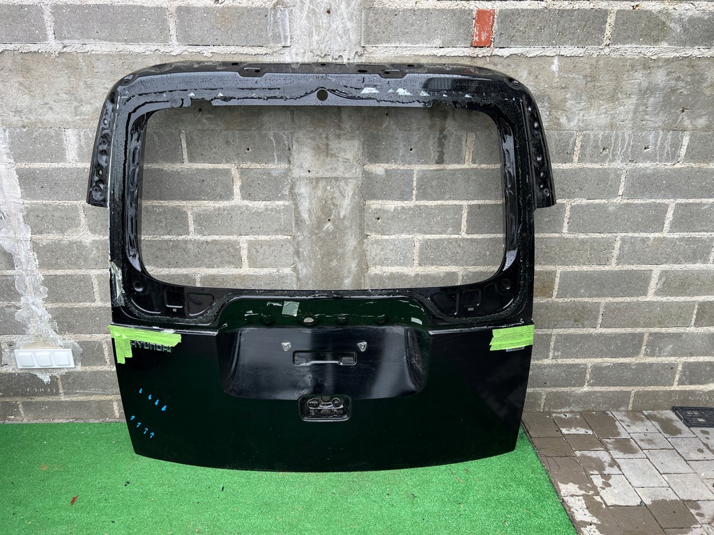 фото №1, Hyundai staria 2021- крышка багажника багажника