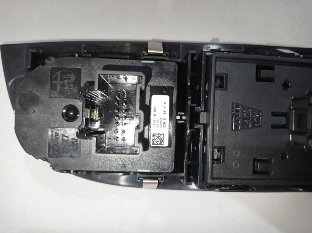 фото №3, Переключатель окон alfa romeo giulia 01561255390