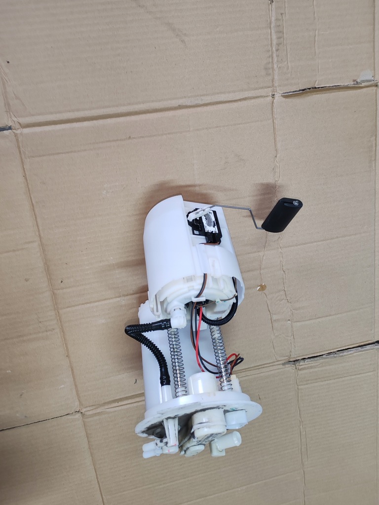 фото №5, Насос пального поплавок 31110-c8000 1.2 g4la hyundai i20 ii 14-18