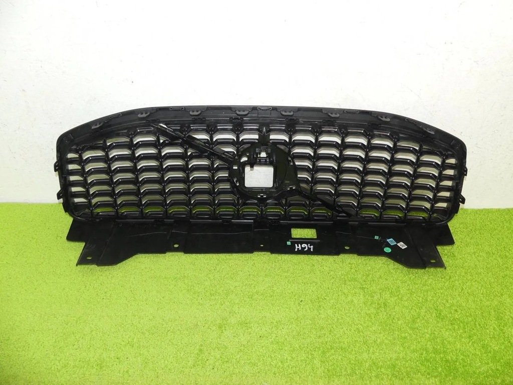 фото №3, Решётка радиатора решётка радиатора volvo xc60 2 ii lift 21- r-design оригинал