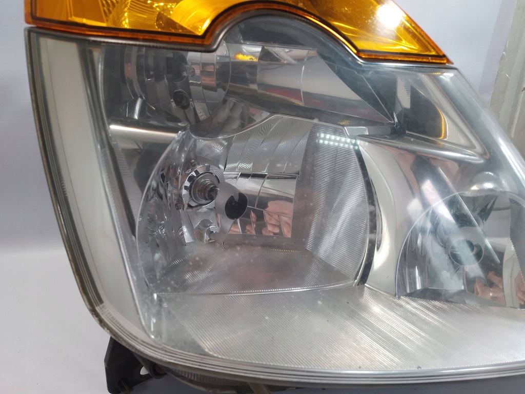 фото №8, Лампа правая перед renault modus i 8200540243 all//8