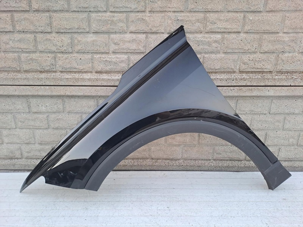 фото №1, Audi q4 крыло передний левый оригинал