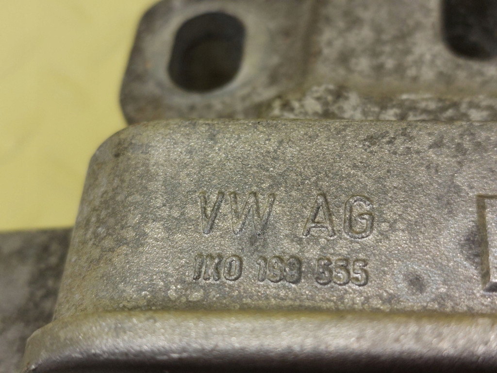 фото №5, Audi a3 8p 2.0 fsi подушка двигателя 1k0198555