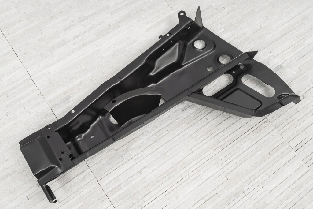 фото №8, Чверть права 68083018ae jeep grand cherokee wk2