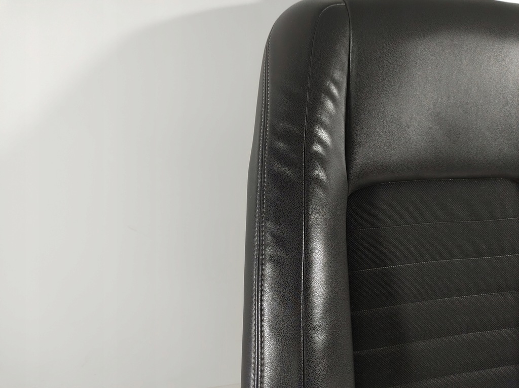 фото №5, Lexus is300h 13r спинка сиденье правое